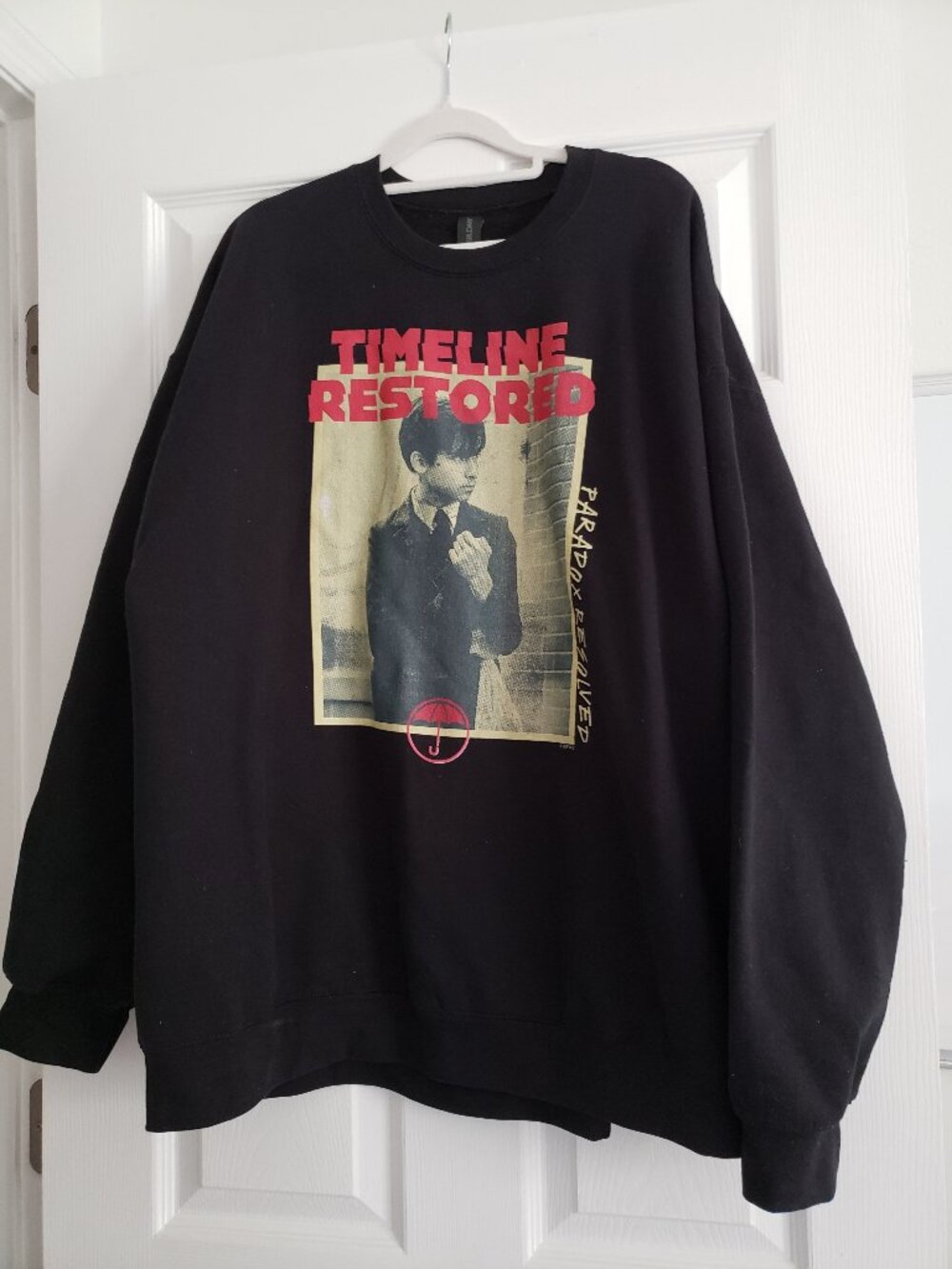 2XL sweatshirt umbrella academy Five